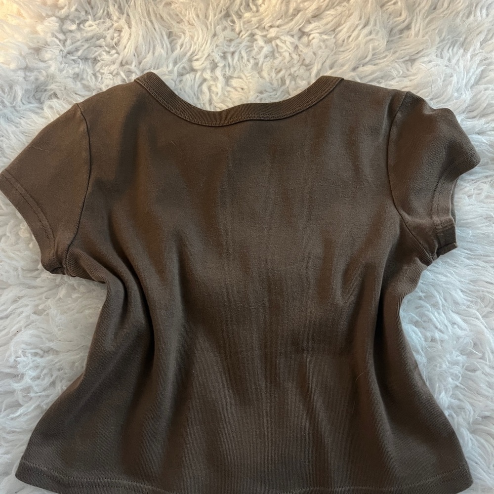 Brandy Melville Chocolate Brown Short Sleeve Tee